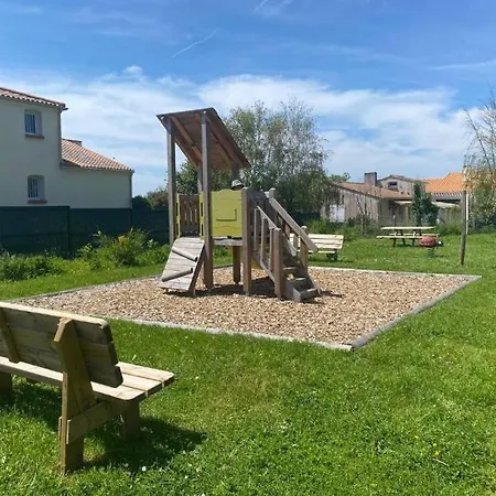 Grande à 5 Min Des Plages- Ménage Inclus- 8 Pers Villa